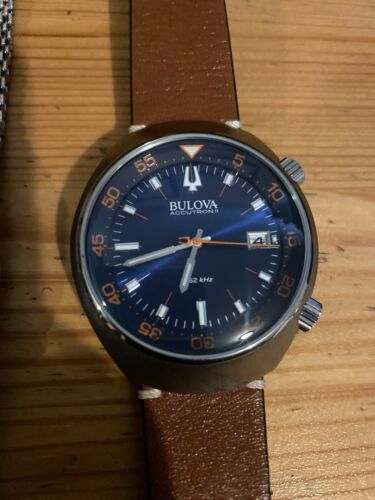 Bulova Accutron Ii Lobster Blue Dial 96b232 With Mesh Band Rare