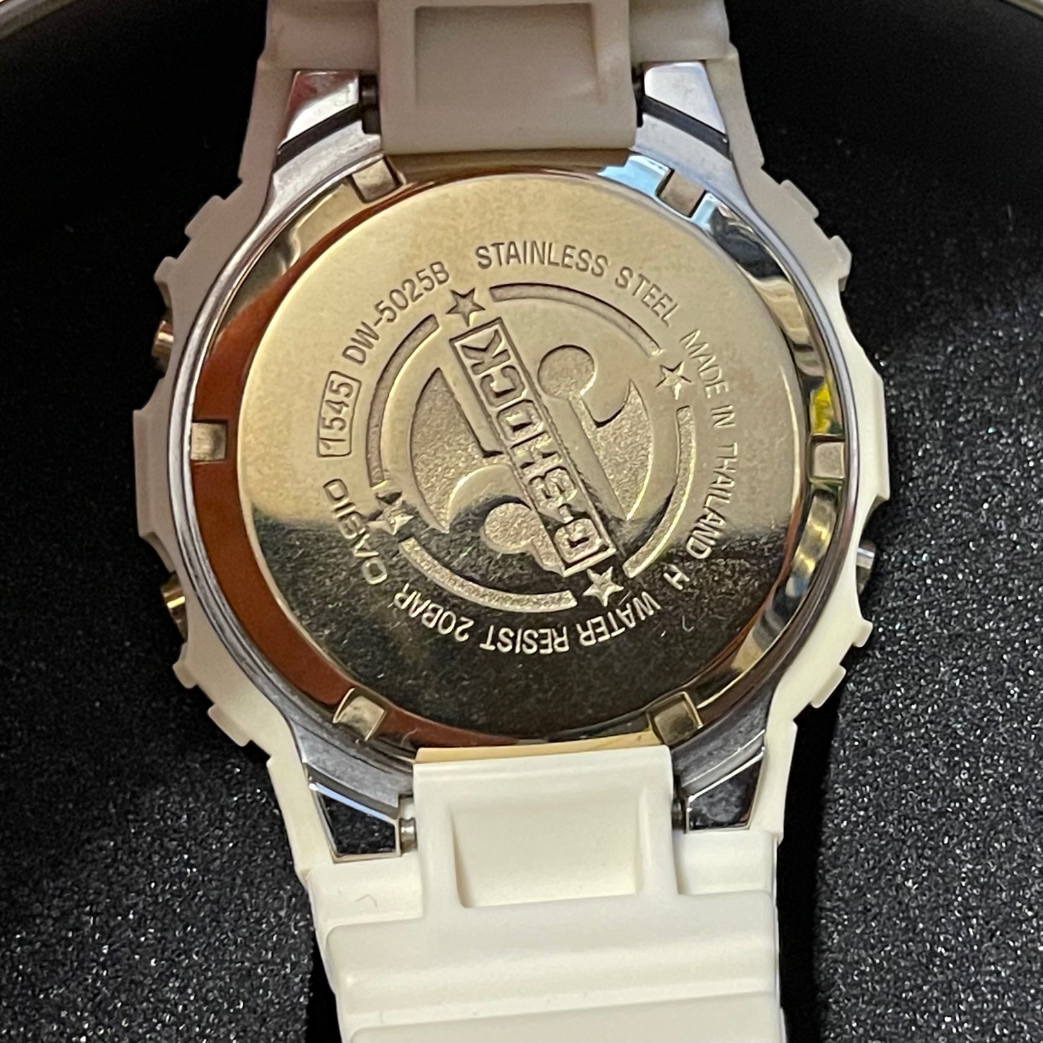 WTS] Casio G-Shock DW-5025B-7 Rising White 25th Anniversary White