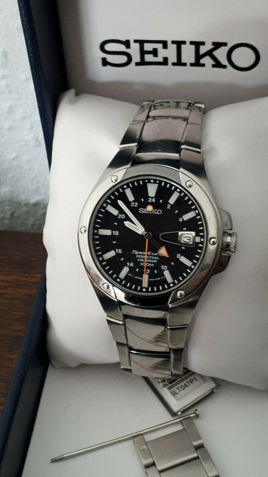 Seiko Sportura Perpetual Calendar GMT 8F56-0090 Ref: SLT047P 24