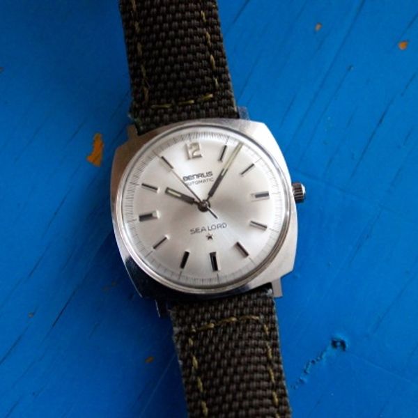 Stylish, affordable vintage ? Benrus Sea Lord $75 | WatchCharts
