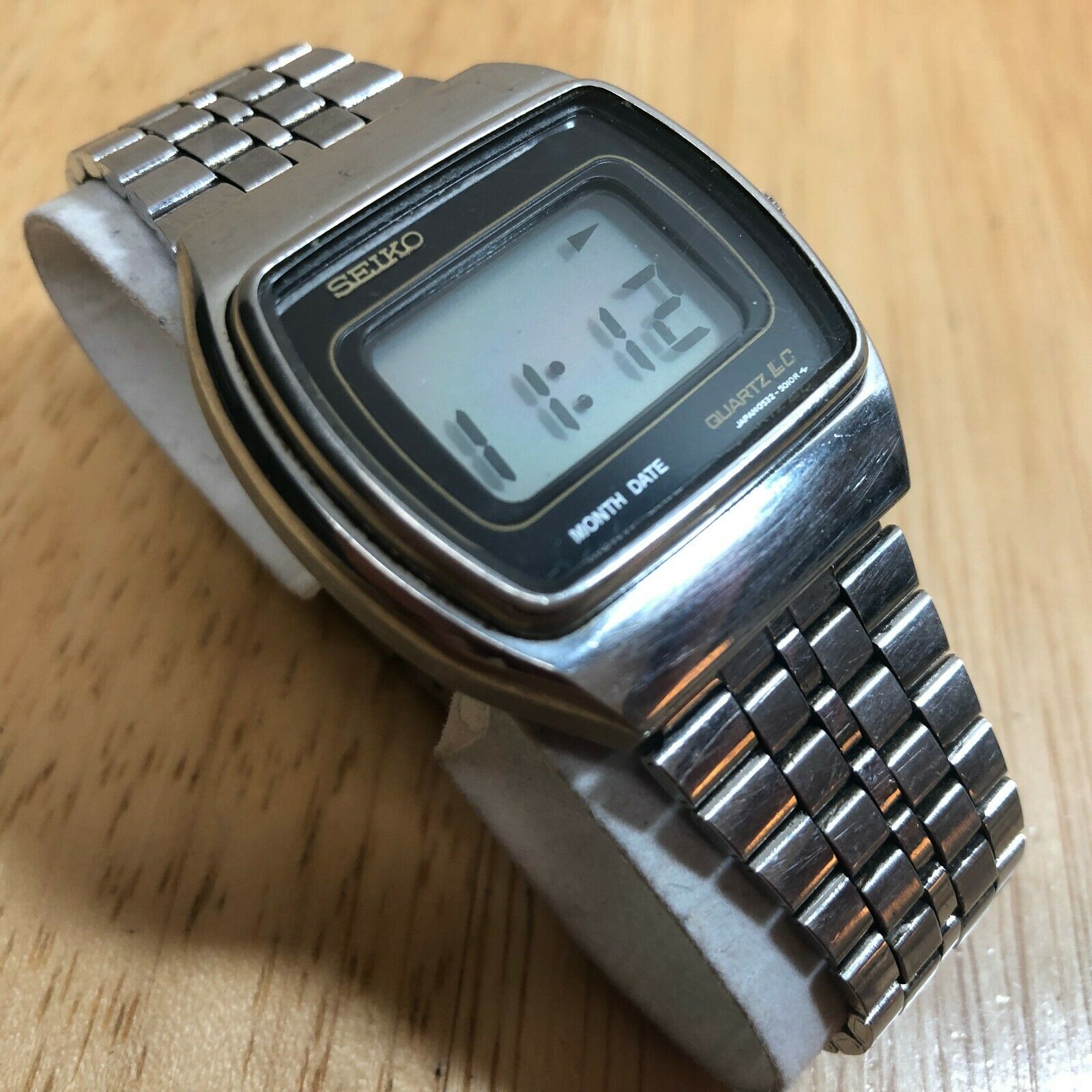Vintage Seiko 0532-5019 Mens Silver Steel Digital Quartz Watch 