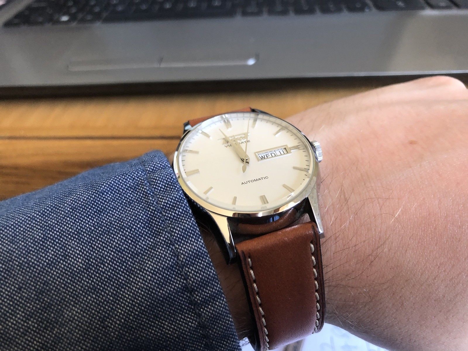 UK) Tissot Heritage Visodate Automatic Swiss Watch