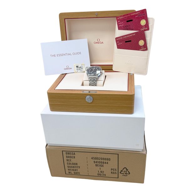Box Rotating Reference NEW FEB 2026 PAPERS Omega Seamaster Diver 42mm 210.30.42.20.01.001 ...