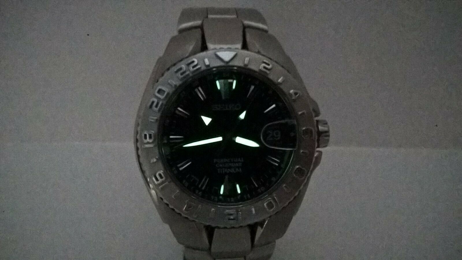 SEIKO セイコー 腕時計 パーペッチュアルGMT 8F56-0040 www SEIKO セイコー 腕時計 パーペッチュアルGMT 8F56-0040 www