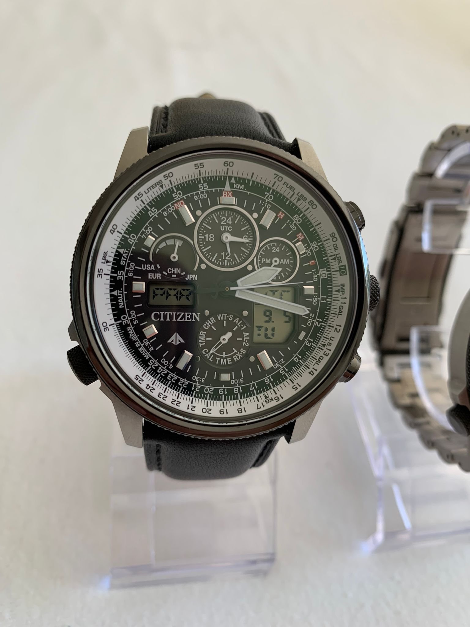 2x Citizen Promaster Sky Pilot PMV65-2272, 1 with strap, 1 with