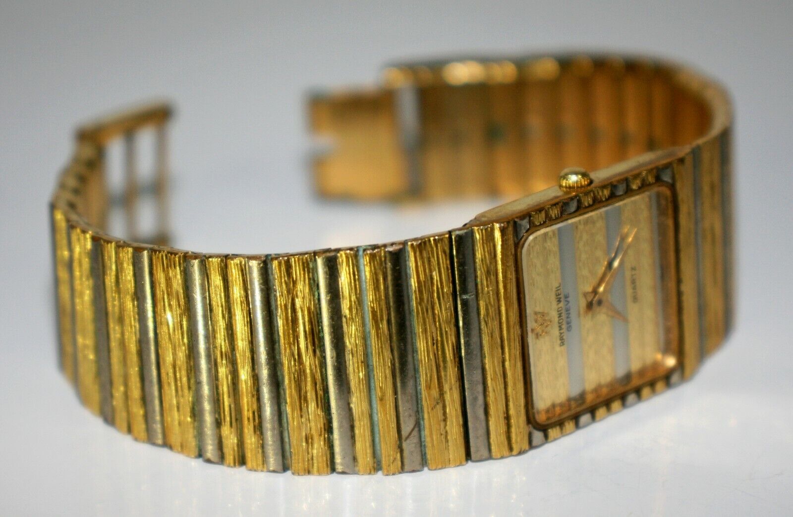 Vtg Raymond Weil Geneve 9056 Two Tone 18k Gold Electroplated 24mm