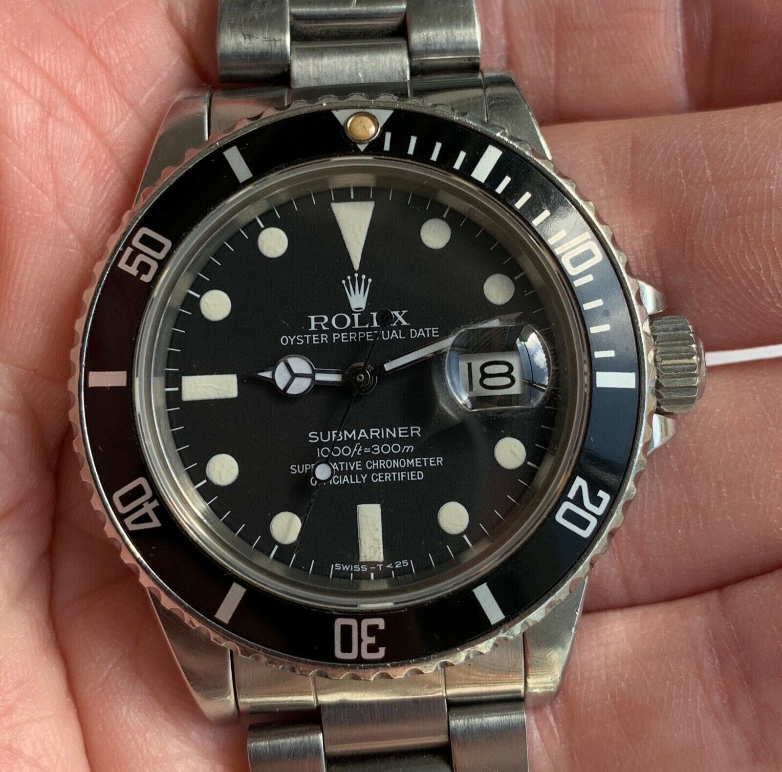 Rolex Oyster Perpetual Submariner. Model 16800. Circa 1980