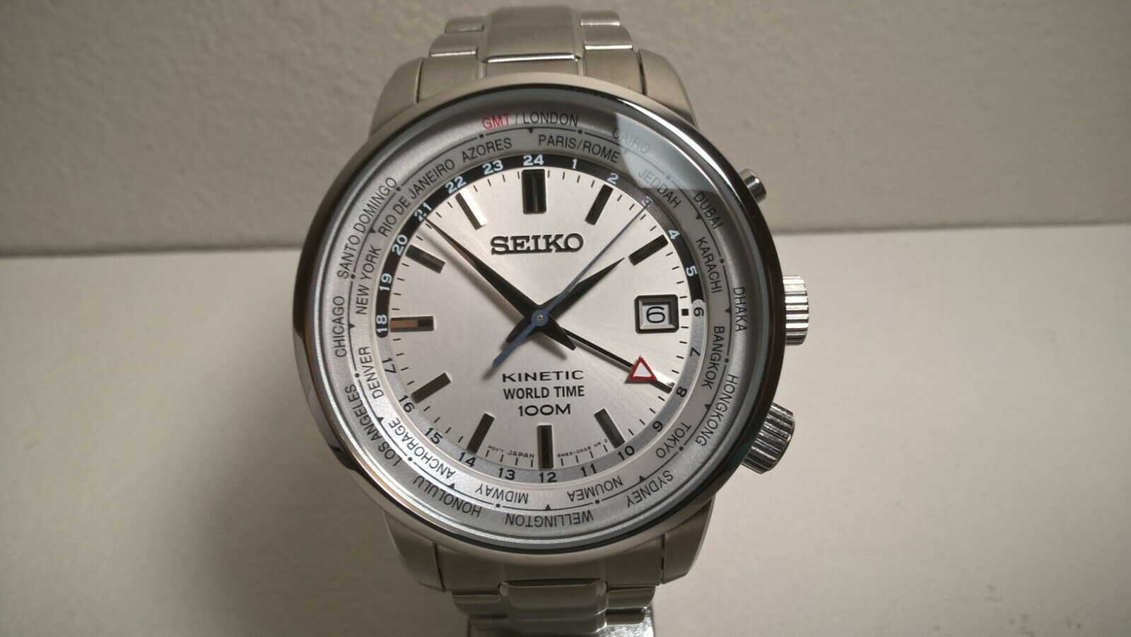 Mint Seiko 5m85 0af0 Sun067p1 Kinetic Gmt Word Time Watch Full Set Watchcharts