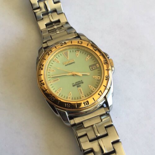 Vintage SEIKO 7002 8059 17 Jewel Automatic Sports Watch W Full