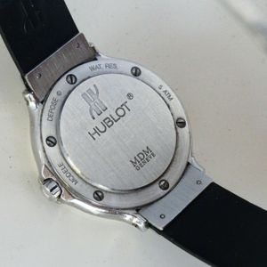 Women S Hublot Mdm Geneve 1391 1 Blue Dial Watch 26mm Quartz Rubber Strap Watchcharts