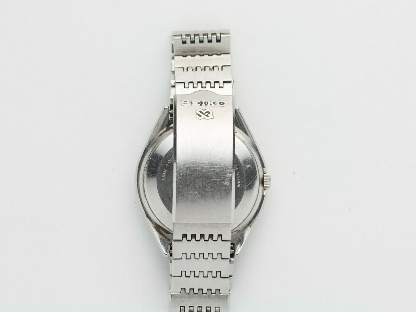 Vintage Seiko SQ Quartz 4004 Wrist Watch 0903-7009 | WatchCharts