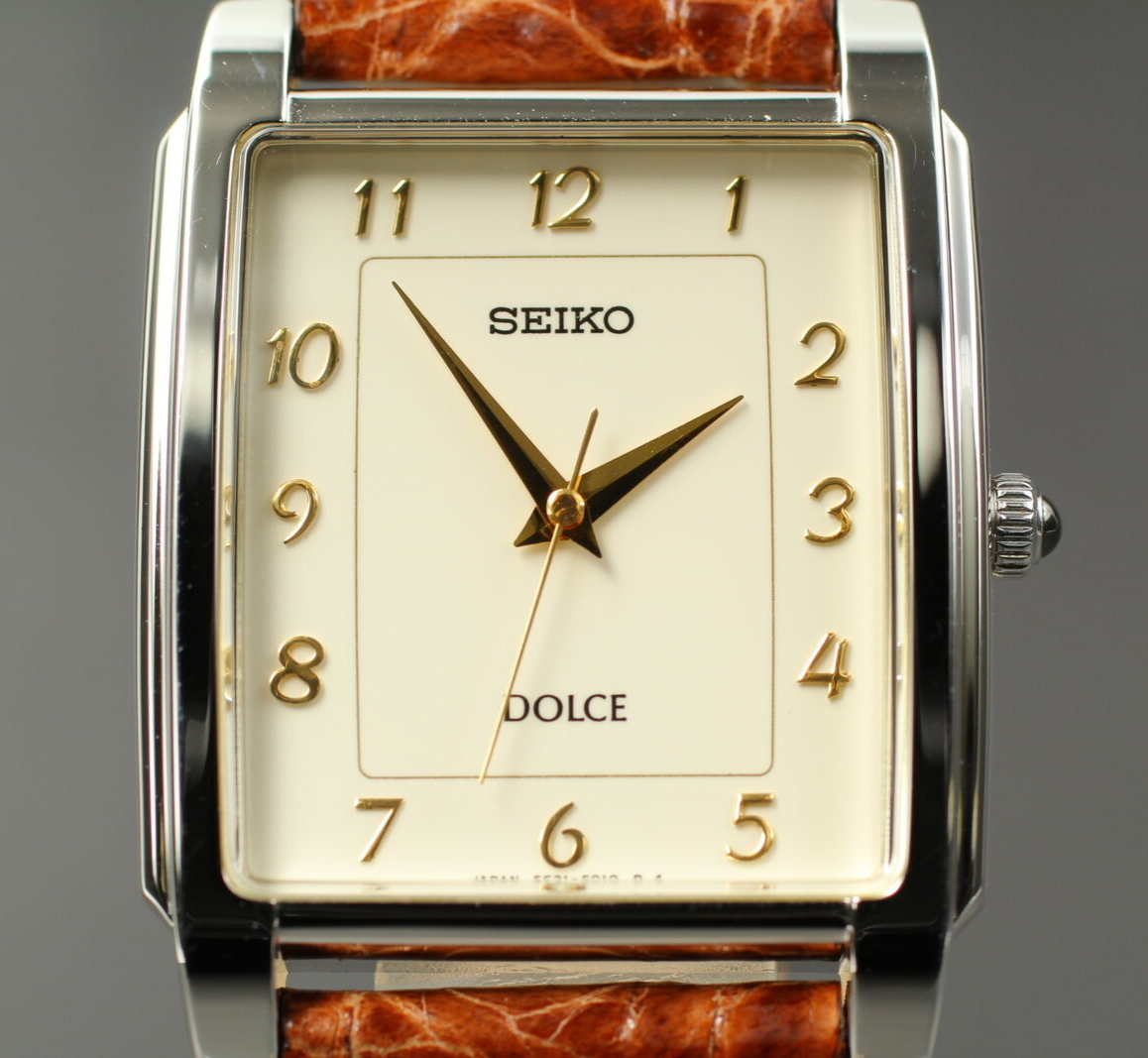 N MINT] SEIKO Dolce 5E31-5000 Quartz Gold Tank Shaped Vintage