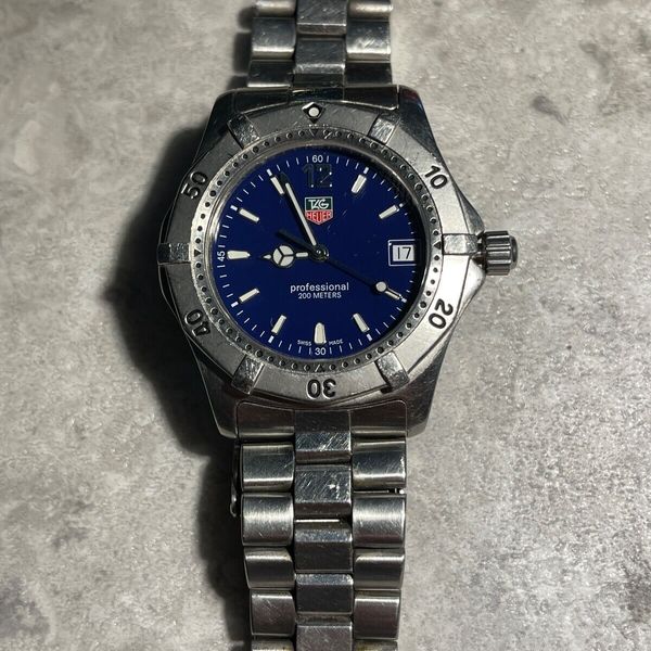 Tag heuer professional 200m blue dial sale