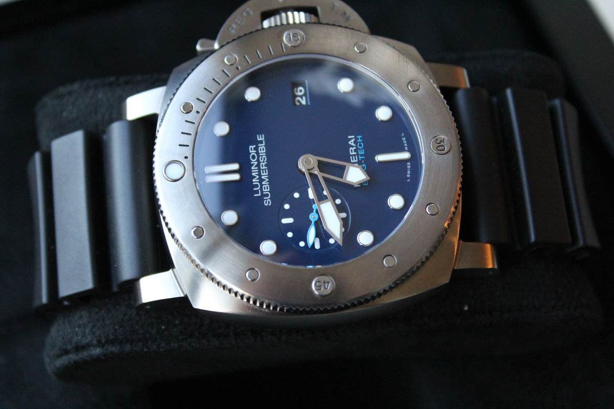 FS Panerai PAM 692 Submersible BMG Blue Dial 47mm With BOX AND