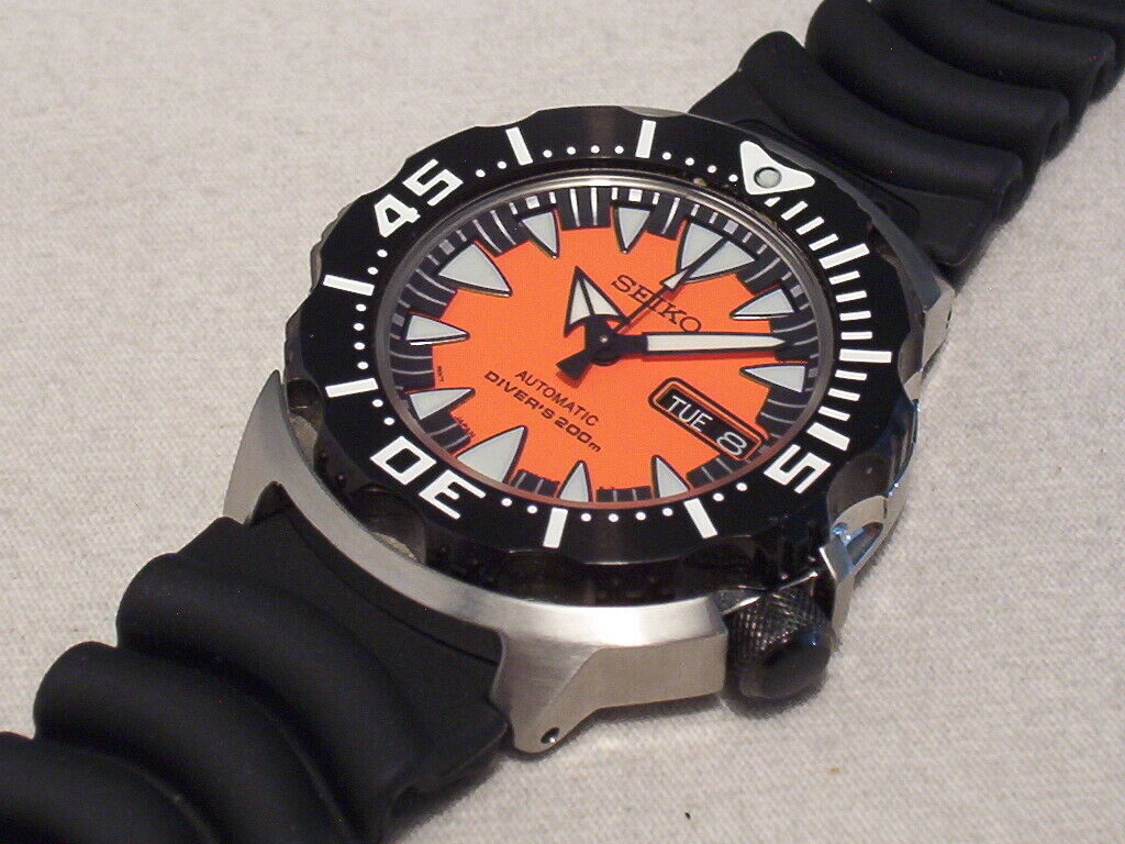 SEIKO MONSTER GEN 2 DIVER SRP315 AUTOMATIC, 200M/660FT, DAYDATE, MINT