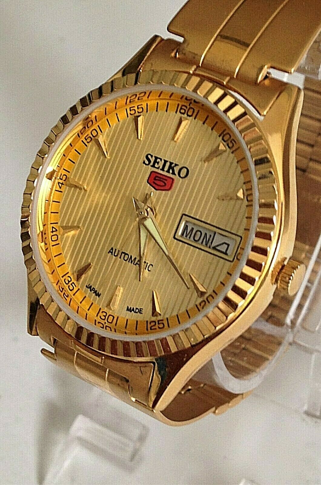 Men's RARE VINTAGE SEIKO 6309-5820 CUSTOM 17 JEWELS DIASHOCK AUTO