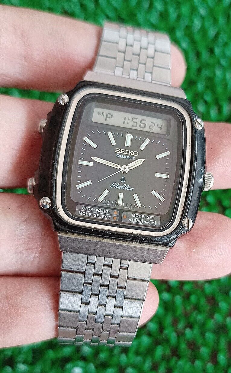 VINTAGE SEIKO SILVERWAVE DIGITAL - ANALOG QUARTZ H357-5120 ALARM