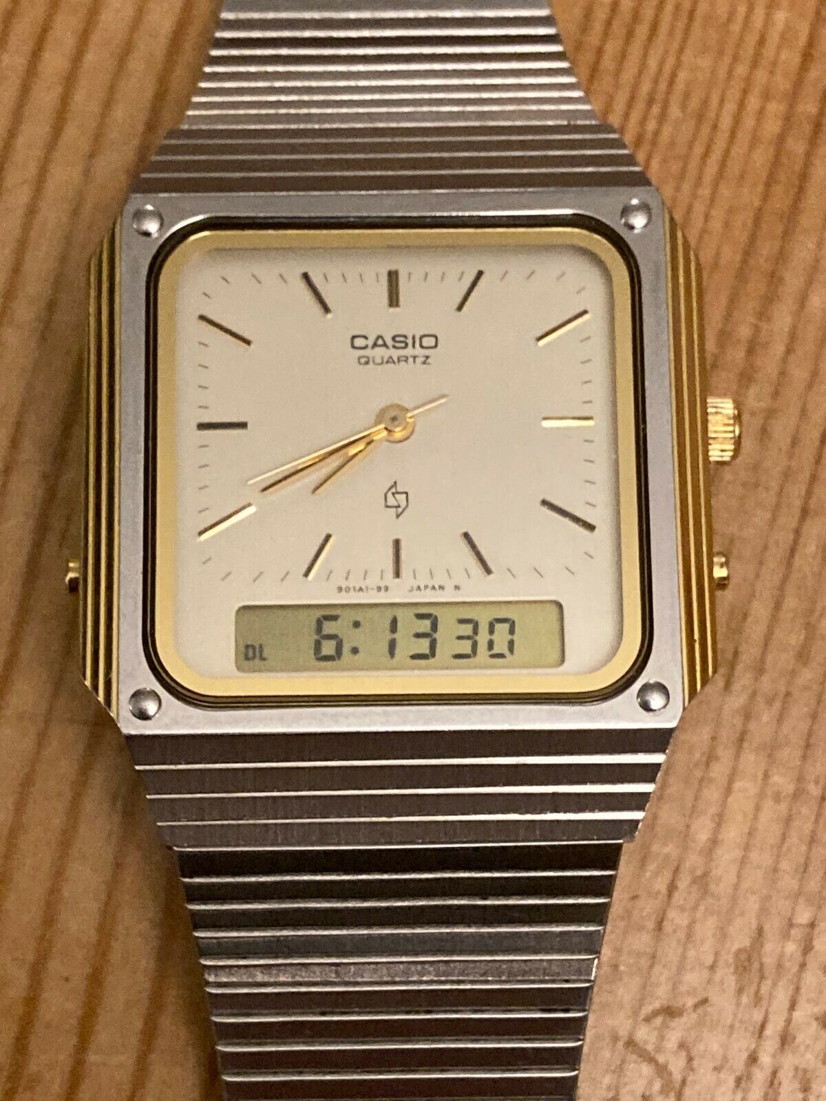 時計 CASIO AQ-500 GENTS VINTAGE CASIO AQ-500 DUAL TIME WATCH 90`S | WatchCharts