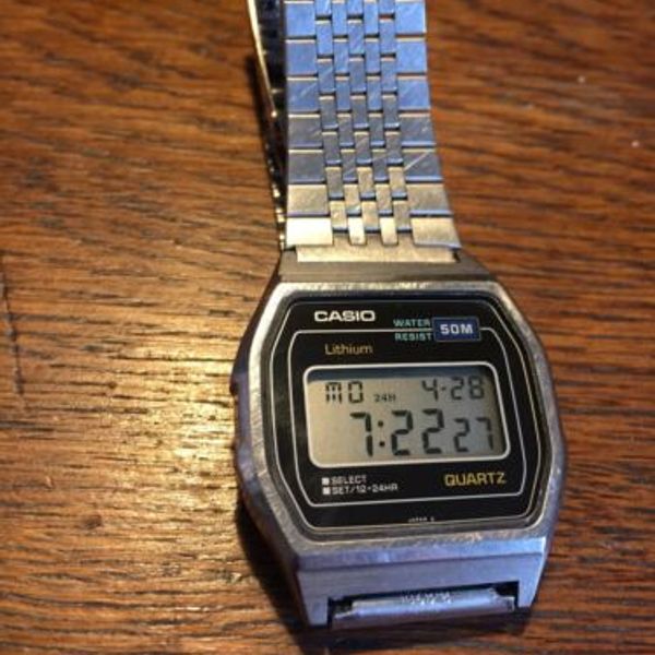 CASIO カシオ ヴィンテージ ステンレス B213W CASIO B213W デジタル腕時計 クォーツ ステンレス ヴィンテージ