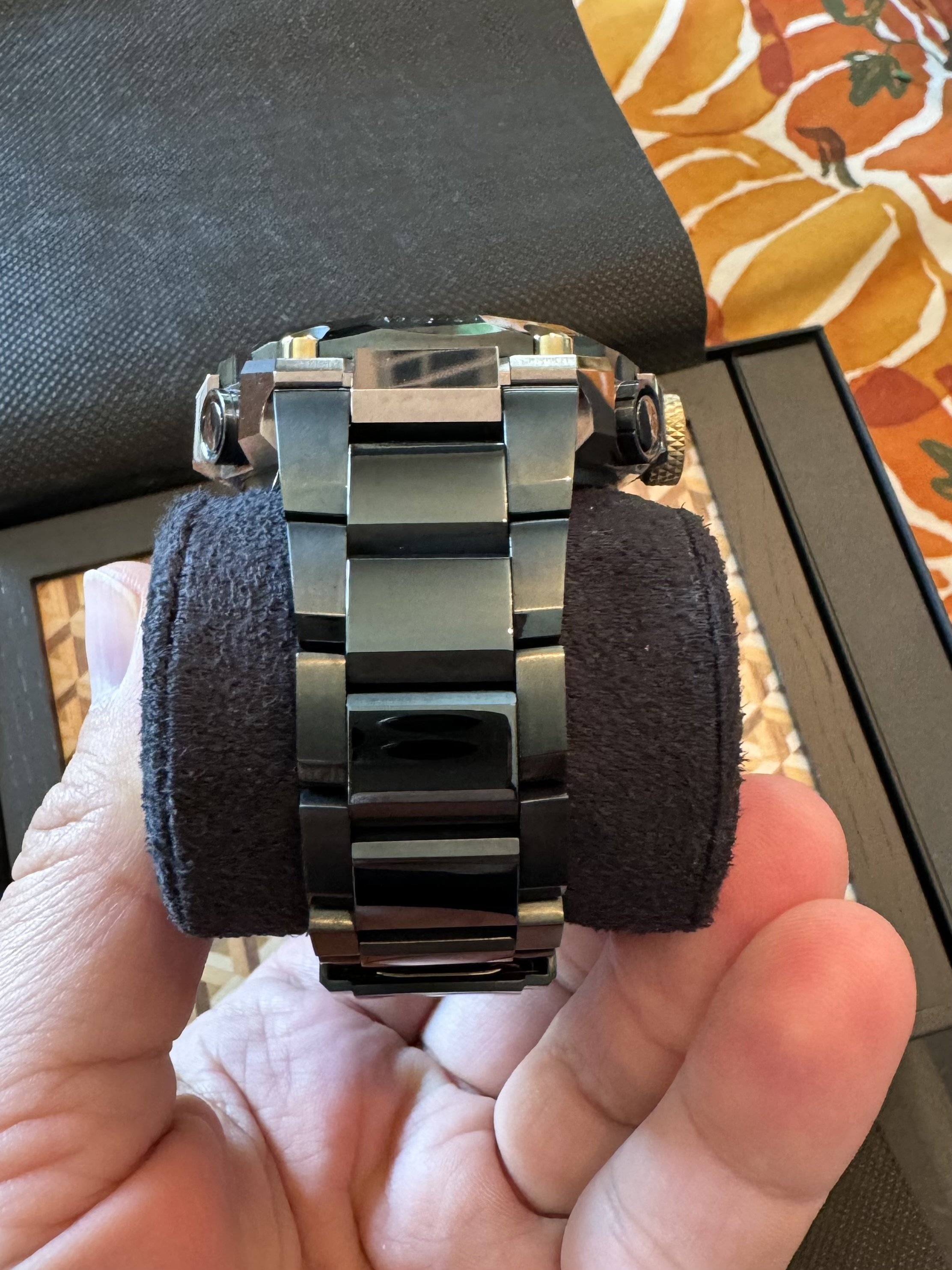 FS: G-SHOCK MR-G Hana Basara MRG-B2000BS | WatchCharts Marketplace
