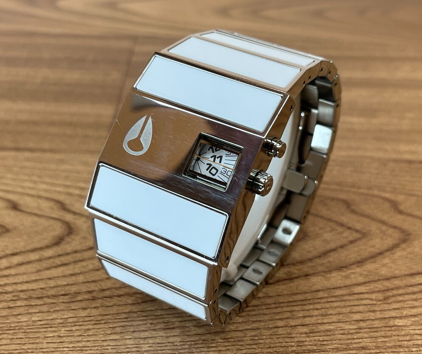 Nixon The Rotolog Watch White Working item With Links and