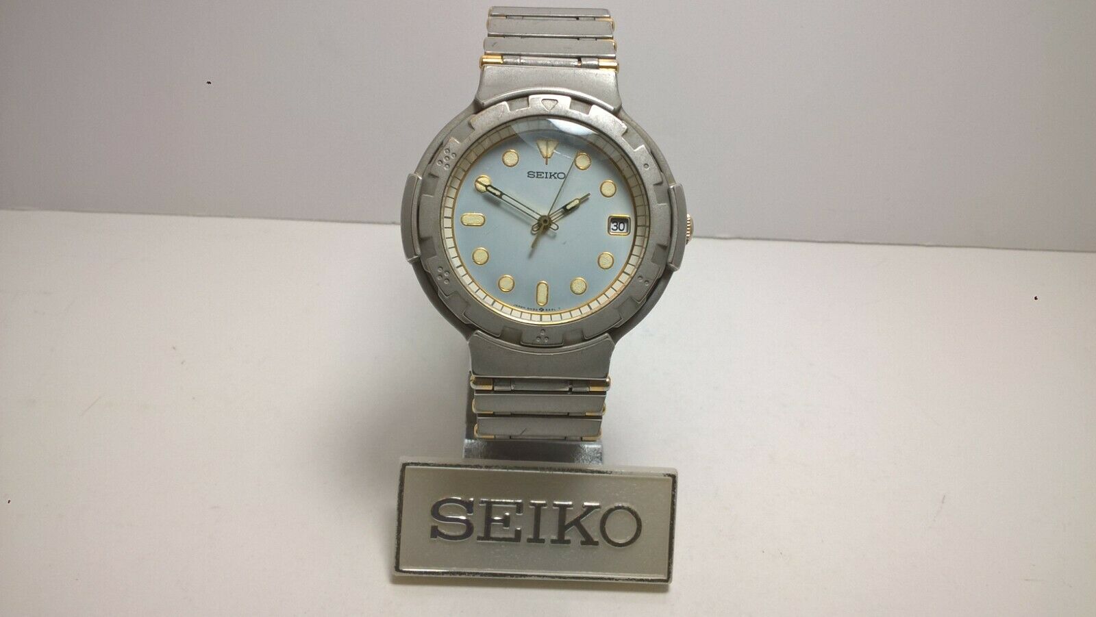 SEIKO セイコー ジウジアーロ 5H22-6A30 デイト クォーツ 腕時計