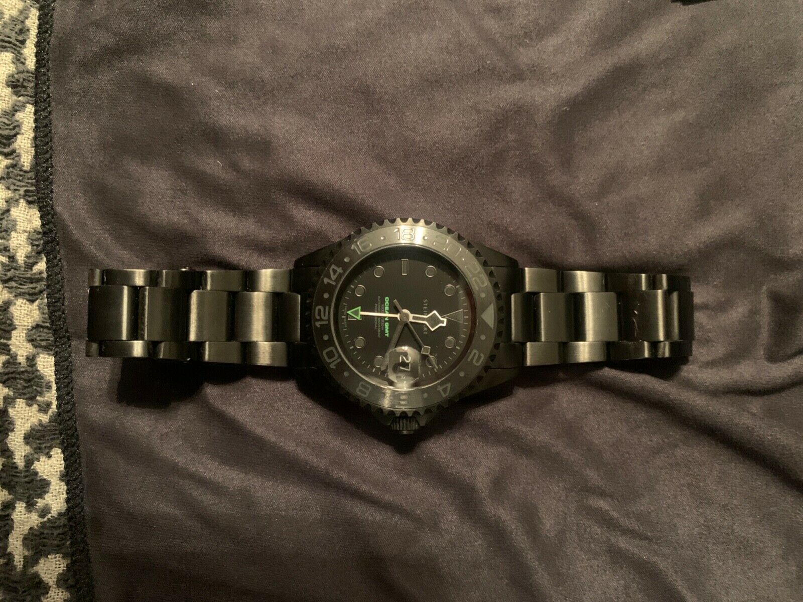 Steinhart ocean 1 gmt best sale phantom green