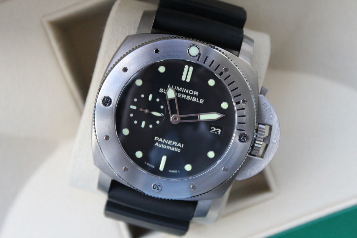 FS Panerai Luminor Submersible PAM 305 1950 3 Days Titanium 47mm