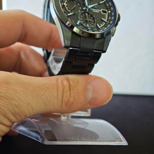 casio oceanus ocw-m800 titanium solar radio/atomic watch
