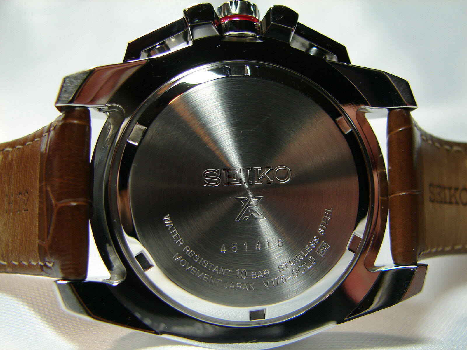 Seiko v175 movement discount review