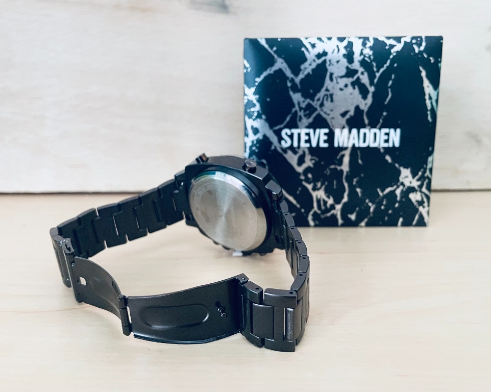 Steve madden clearance digital watch