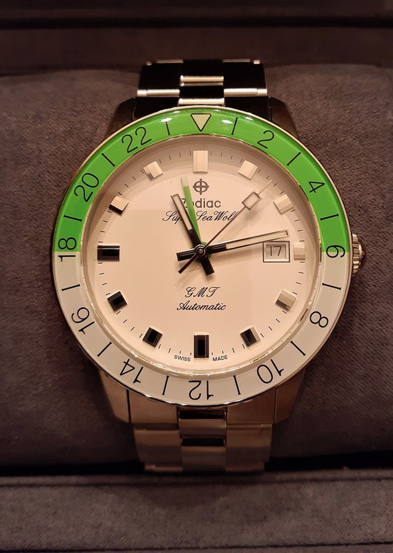 zodiac super sea wolf gmt neon