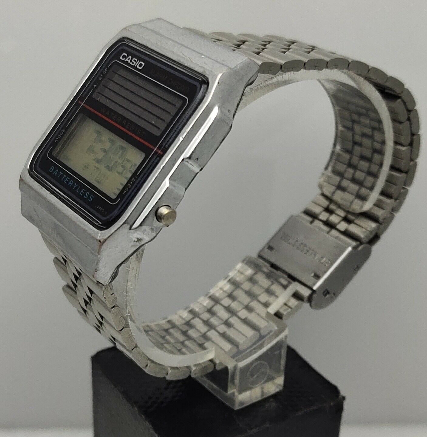 VINTAGE CASIO ALARM CHRONO DIGITAL MODULE2505 MODEL A180 WRIST