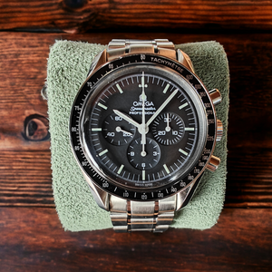 Omega Speedmaster 3570.50 from 1998 42mm Moonwatch WatchCharts