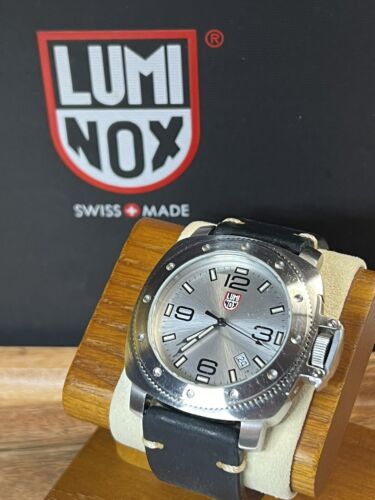 Luminox Quadrum 1700 Series Swiss Stainless Steel Leather & Steel Bands  Included | WatchCharts Marketplace