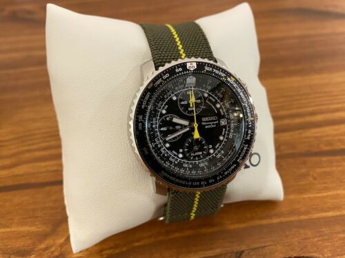 Seiko Pilot's Flight Alarm Chronograph SNA411 SNA411P1 SNA411P 200M Men's  Watch | WatchCharts