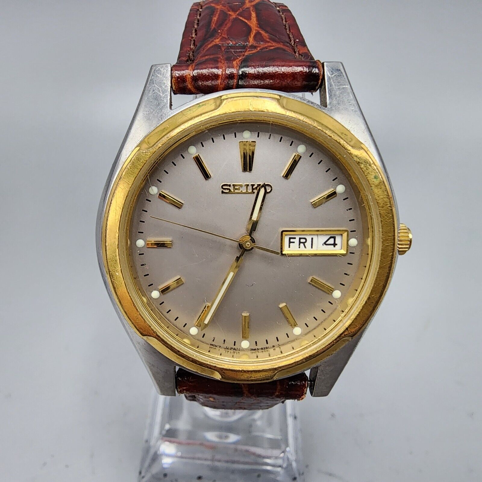 Seiko Watch Men Two Tone Silver Dial Daydate Round 7N43-8199 New