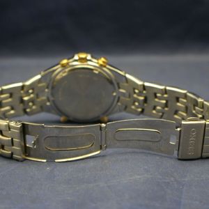 Seiko Alarm 7T32-6M90 Chronograph Men's Wristwatch Water Res. 100M Two Tone  | WatchCharts
