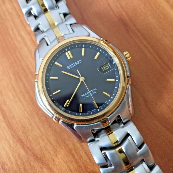 セイコーSeiko Perpetual Calendar 8F32-0220 s-l1200.jpg