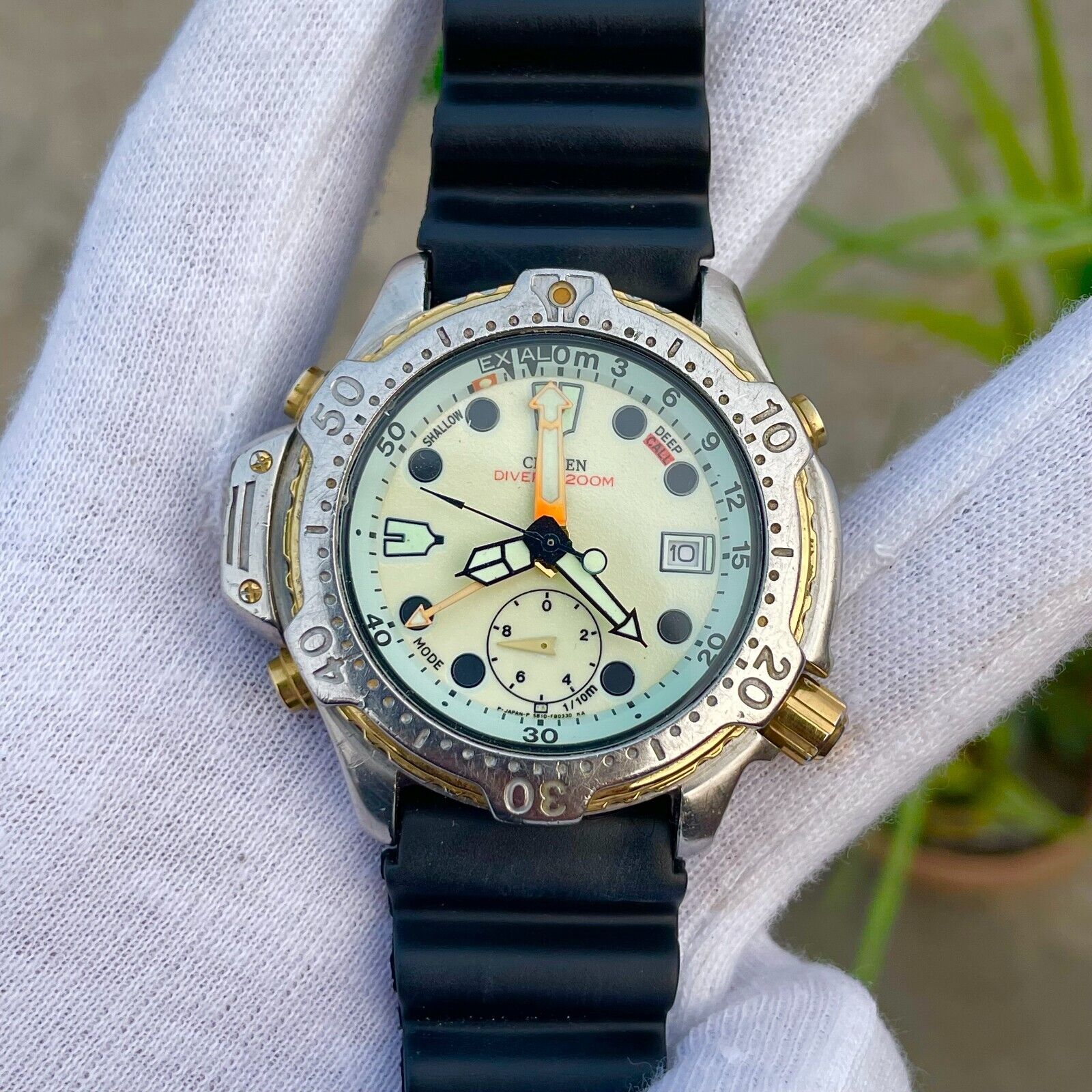 Vintage Citizen Promaster Aqualand 200M Diver Quartz Men's Watch