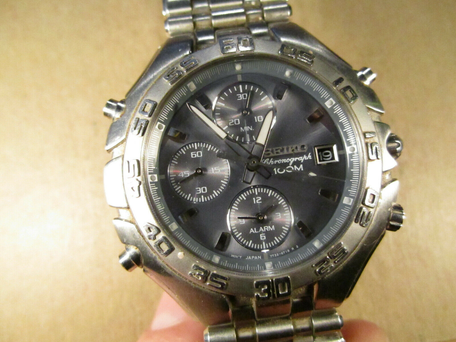 Men's Seiko M100 Chronograph Quartz Wristwatch, 7T32-6N60, All SS, Runs |  WatchCharts