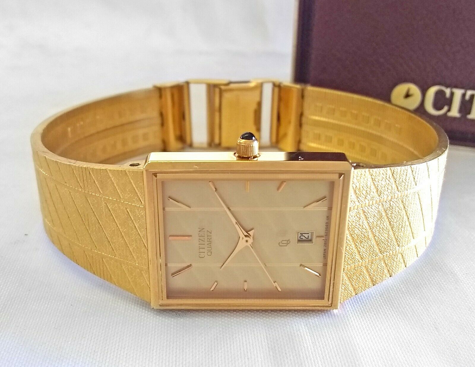 Vintage Citizen CQ Date Quartz Watch 2810-266251 K 22x25mm Vintage Citizen CQ Date Quartz Watch 2810-266251 K 22x25mm
