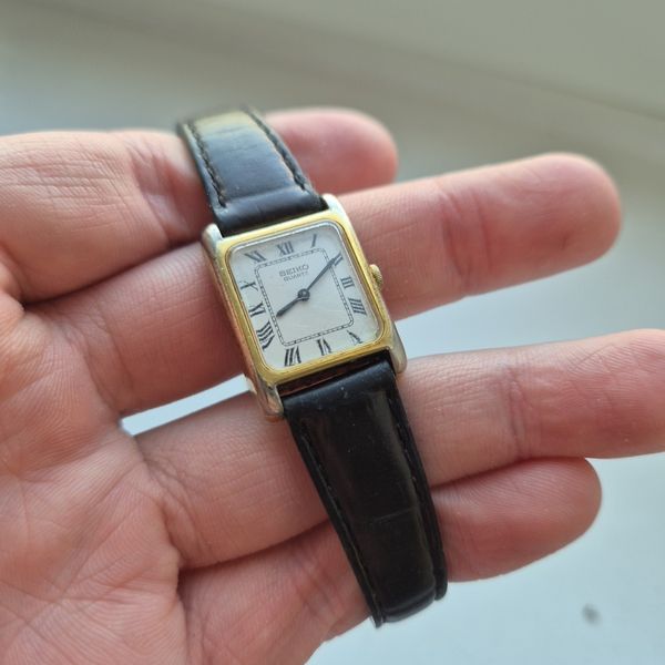 Vintage Seiko Roman Numeral Womens 90s Tank Watch Gold Tone 5420-5000 ...