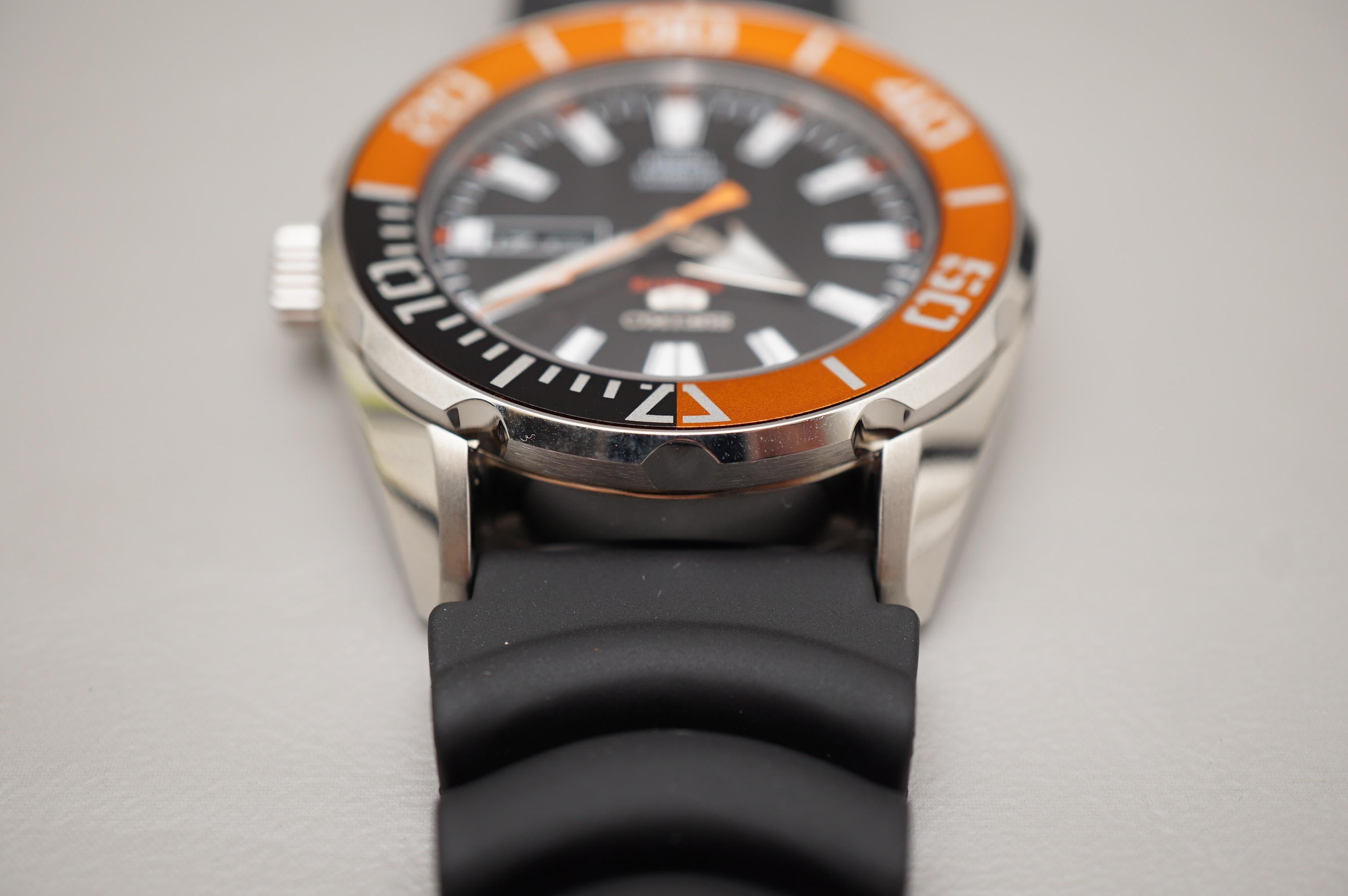 Amazon.co.jp: Seiko 5 Sports SRPC55J1。 : ファッション