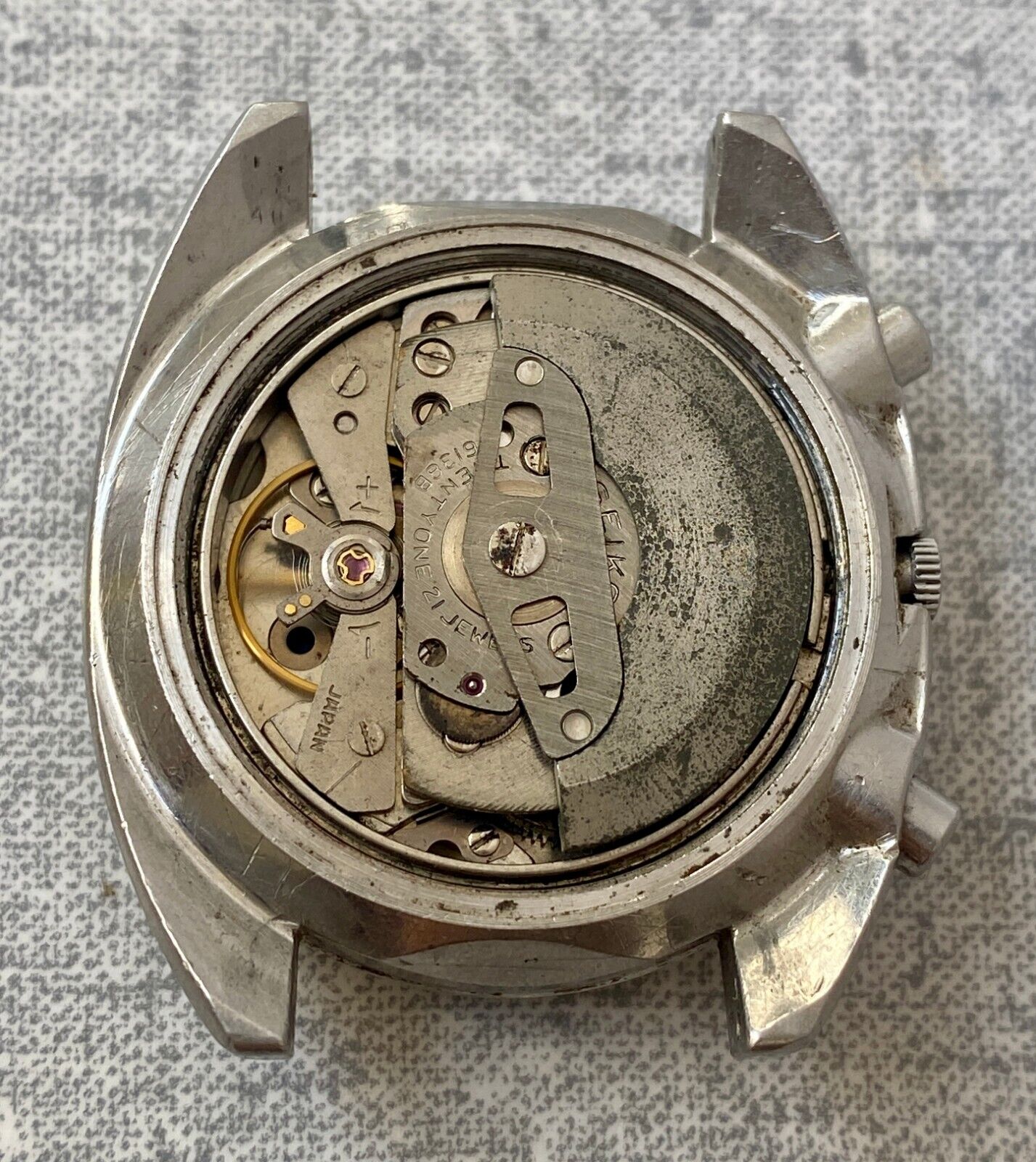 Seiko 6139-6012 Chronograph Automatic Vintage Men's Watch Yellow