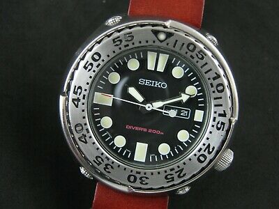 SEIKO 7N36-0AF0 200m Diver Quartz Date Sawtooth Tuna Nice Collections |  WatchCharts