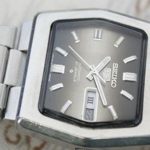 Seiko 5 Vintage Mens Automatic 21 Jewels TV style Watch 6119-5460 |  WatchCharts