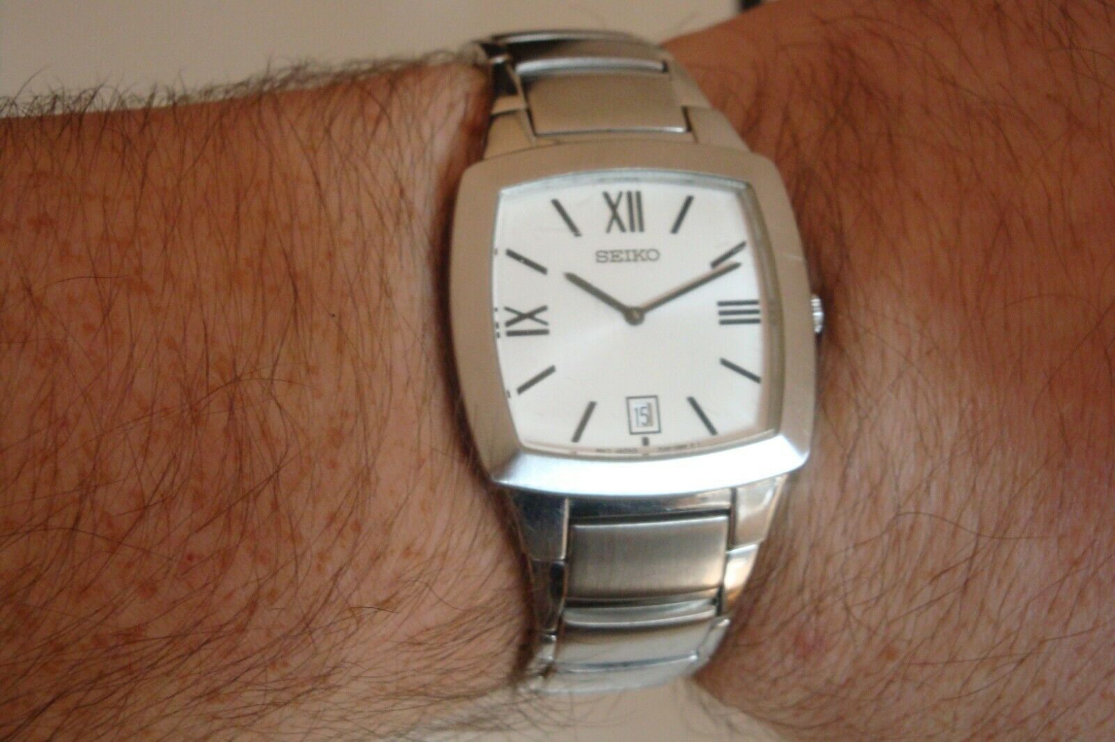 Seiko 7N39-0AS0. Gents Premier model. Rare import, square case