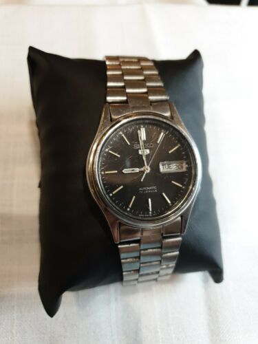 Vintage Seiko 7009 3101 automatic agents watch WatchCharts