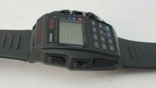 Vintage Casio (1175) CMD-40B TV Remote Controller Digital Watch